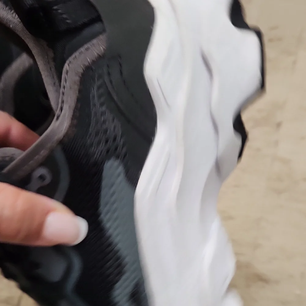 Sorel Black and Gray Athletic Shoes - Picture 5 of 11